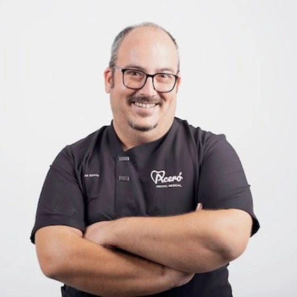clinica dental acero Daniel Azorín